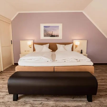 Wilhelmshöhe 4*