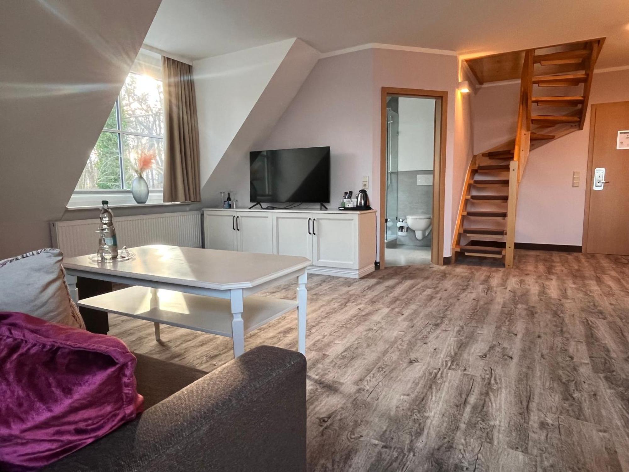 Wilhelmshöhe 4*