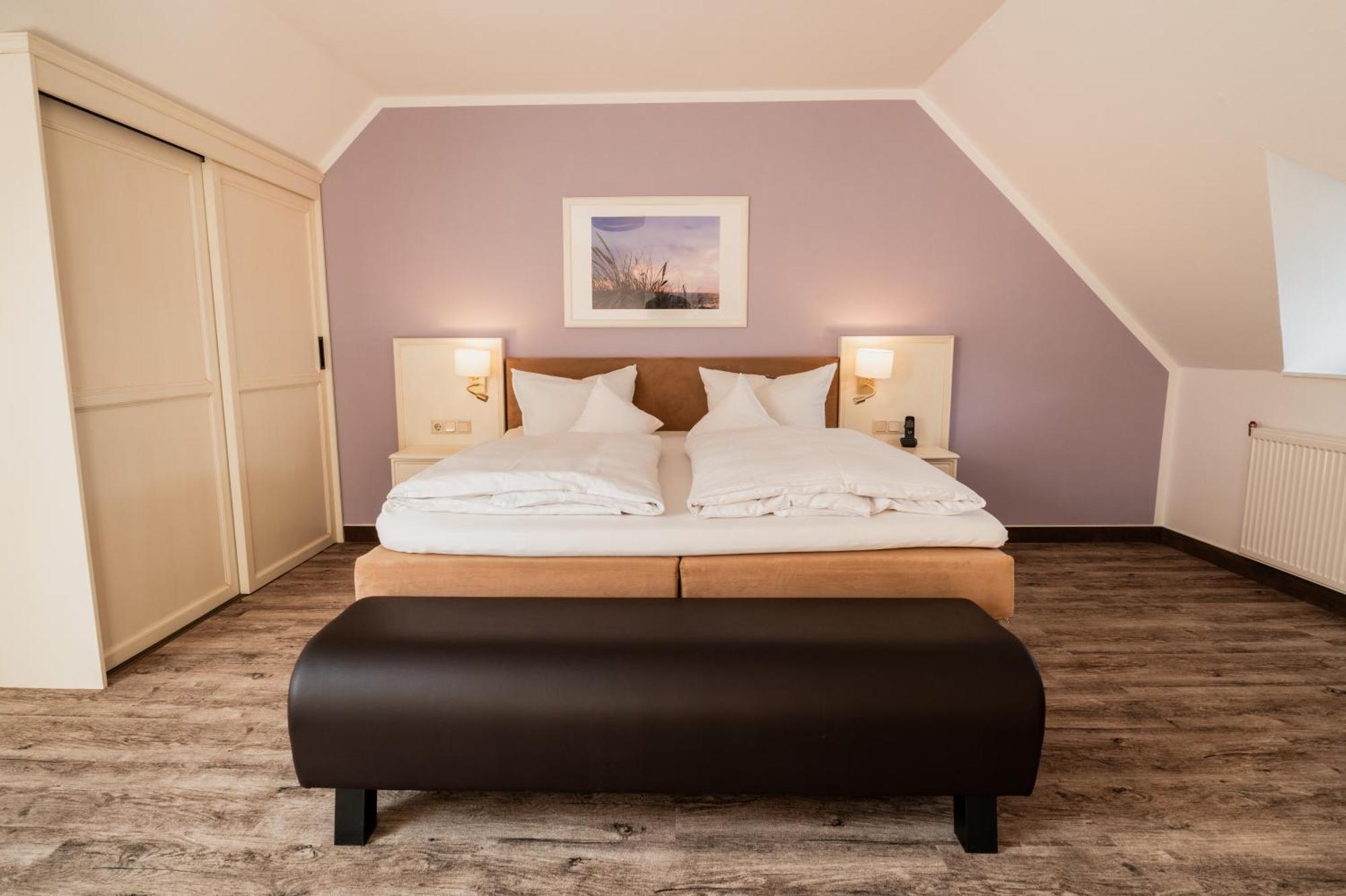 Wilhelmshöhe 4*